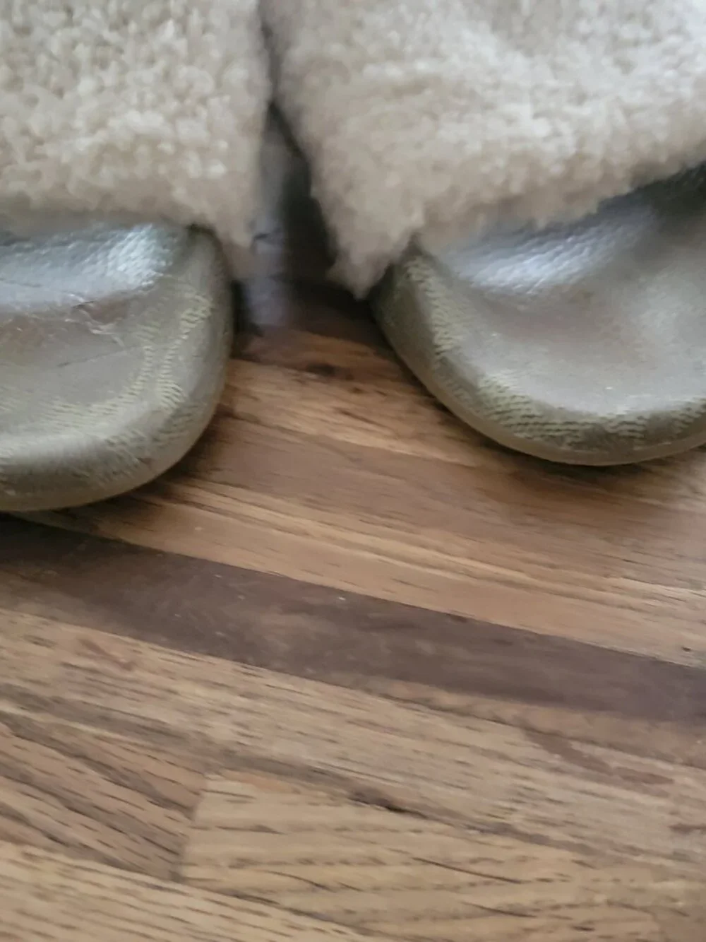Coach Ulla Slide/Slip On Shoes w Shearling